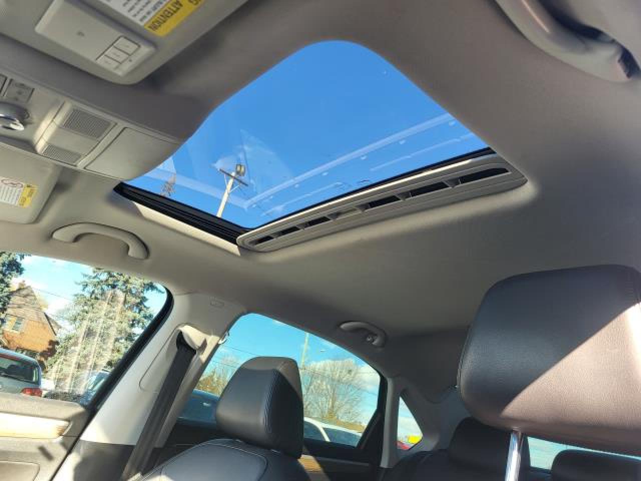 2016 Volkswagen Passat HIGHLINE Photo45