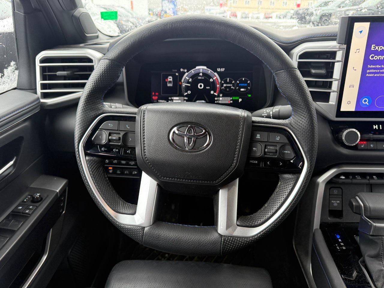 2025 Toyota Tundra Platinum Hybrid Photo