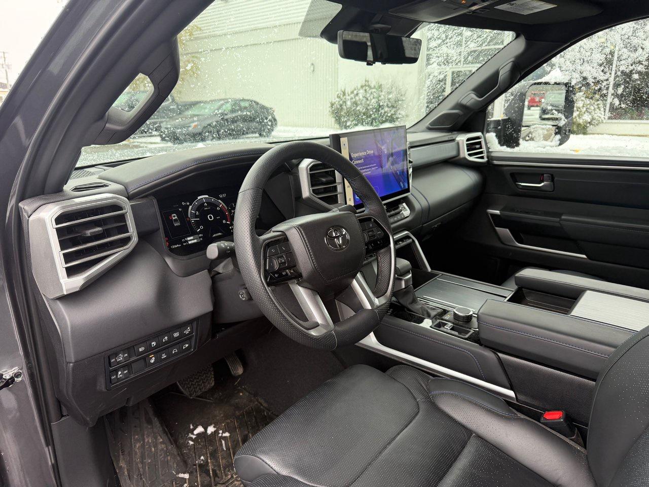 2025 Toyota Tundra Platinum Hybrid Photo