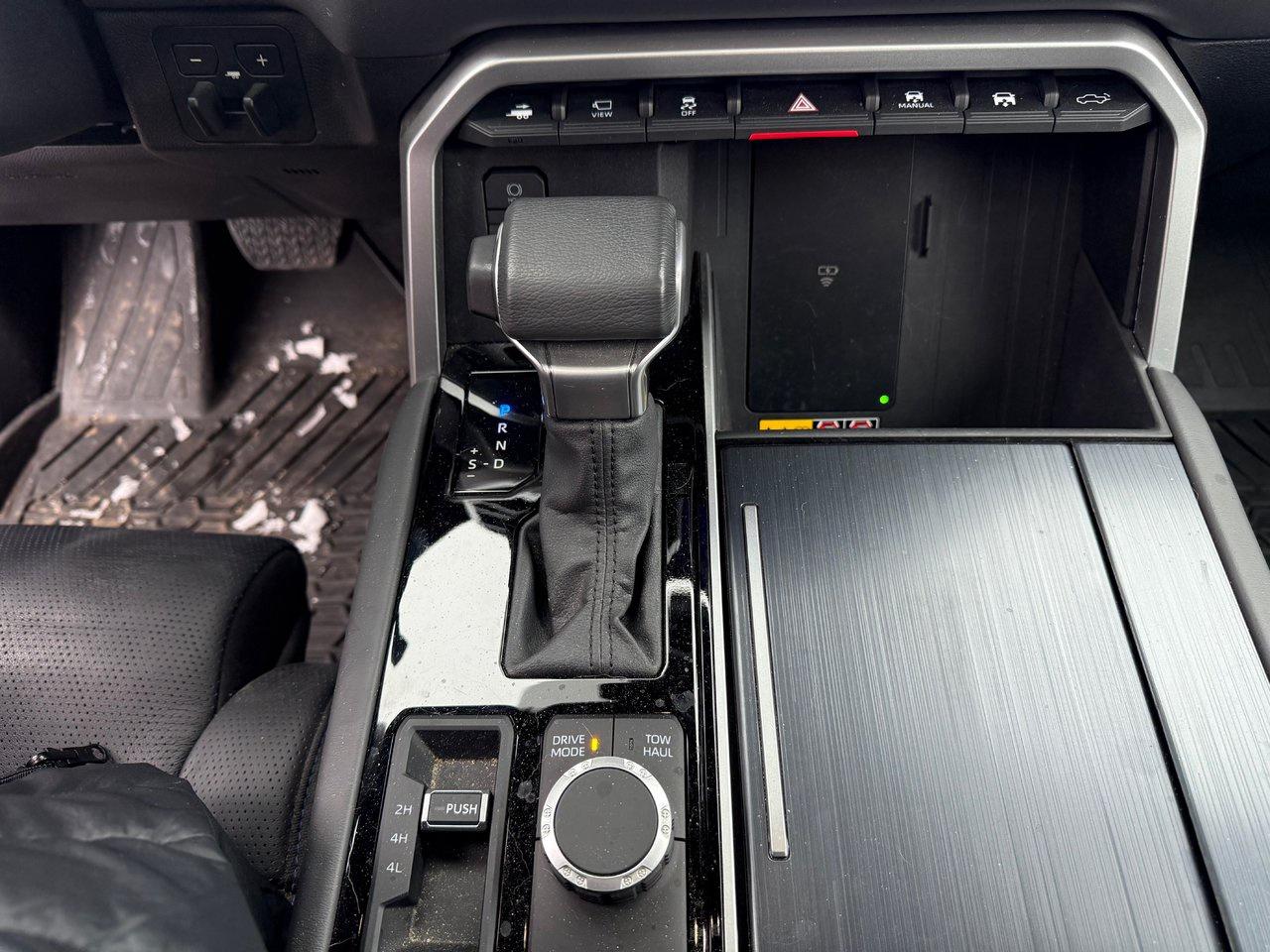 2025 Toyota Tundra Platinum Hybrid Photo