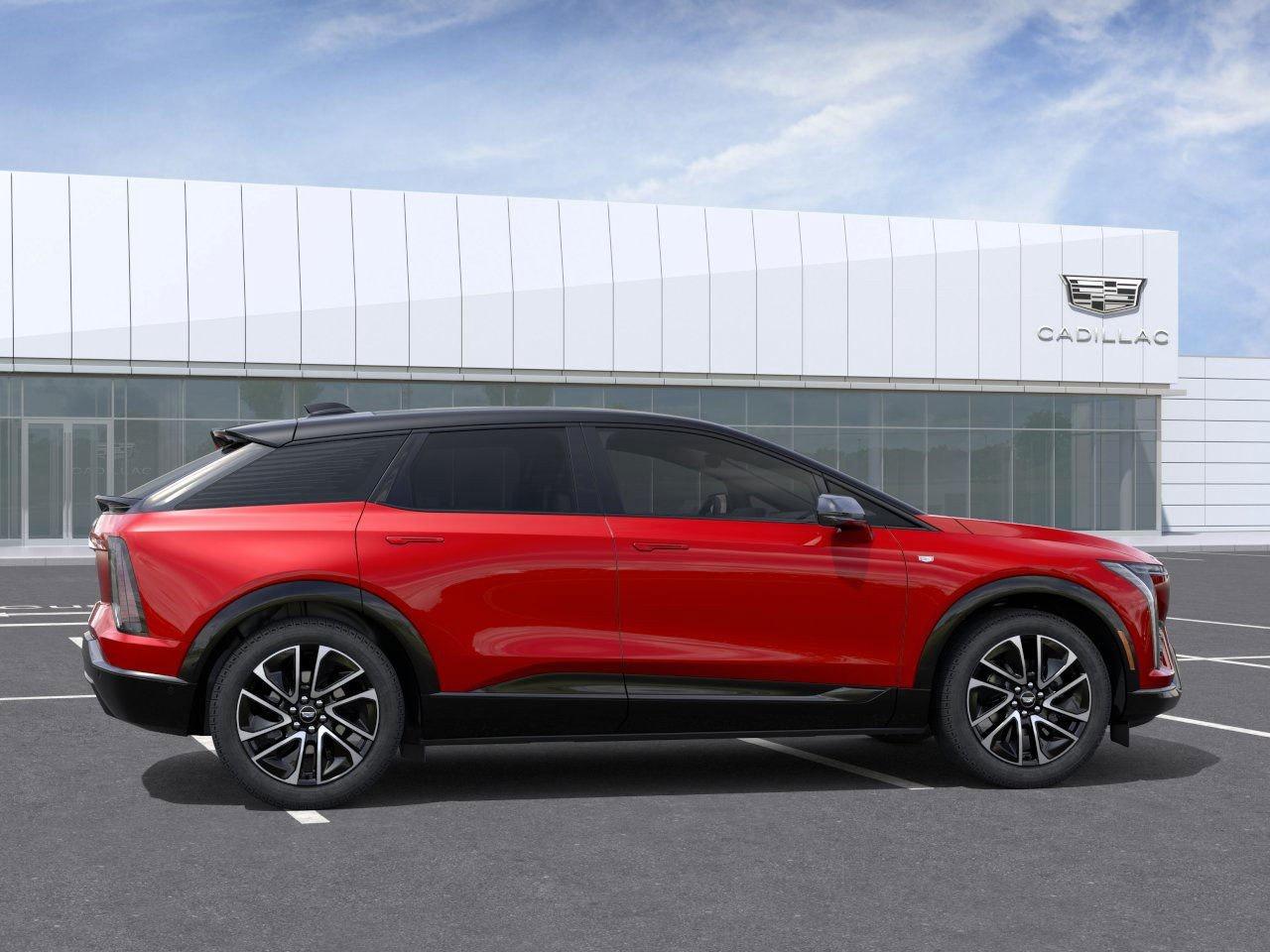 2026 Cadillac OPTIQ Sport 4dr Sport Photo