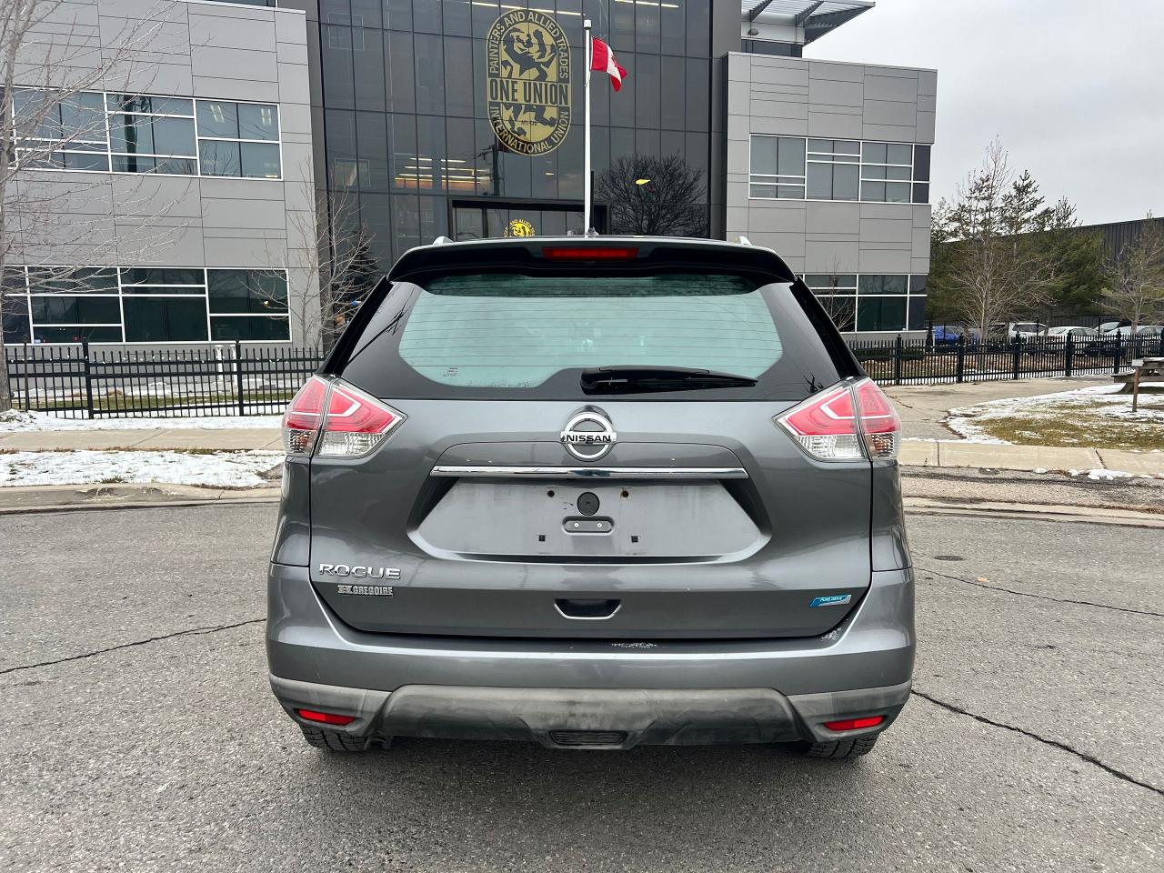 2015 Nissan Rogue S - Photo #5