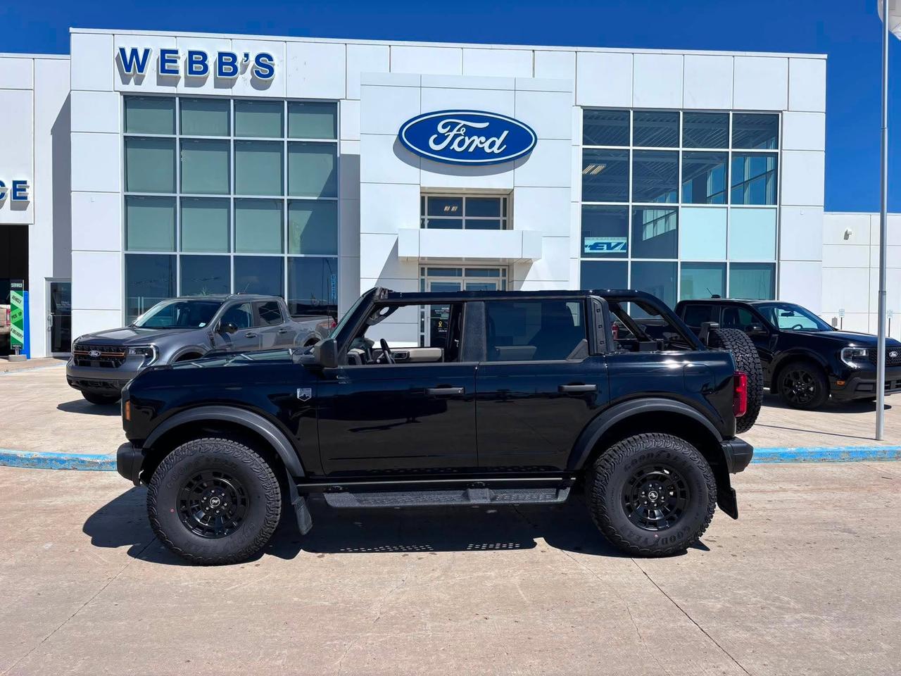 2026 Ford Bronco Big Bend 4 Door 4x4 Photo3