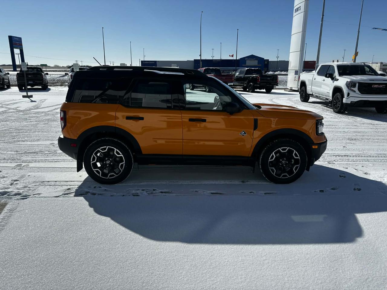 2026 Ford Bronco Sport Outer Banks 4x4 Photo2