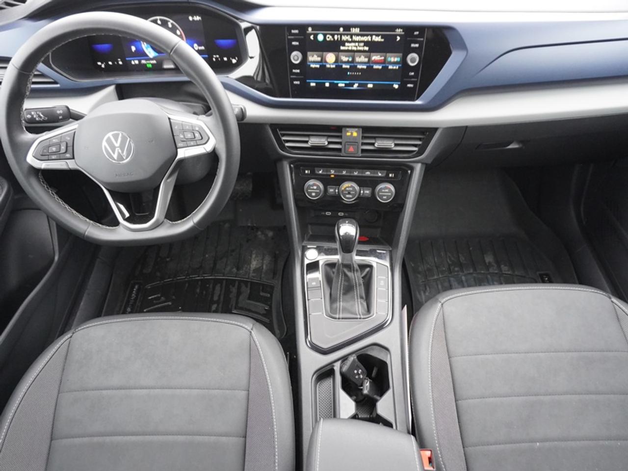 2023 Volkswagen Taos Comfortline  -  Heated Seats Photo