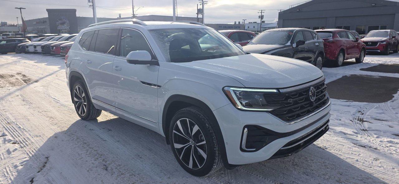 Used 2024 Volkswagen Atlas EXECLINE R LINE for sale in Regina, SK