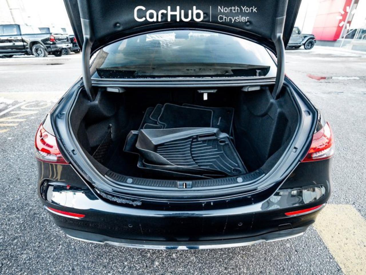 2022 Mercedes-Benz E-Class E 350 Panoroof Burmester Audio Heated Seats Blind Spot Assist Photo