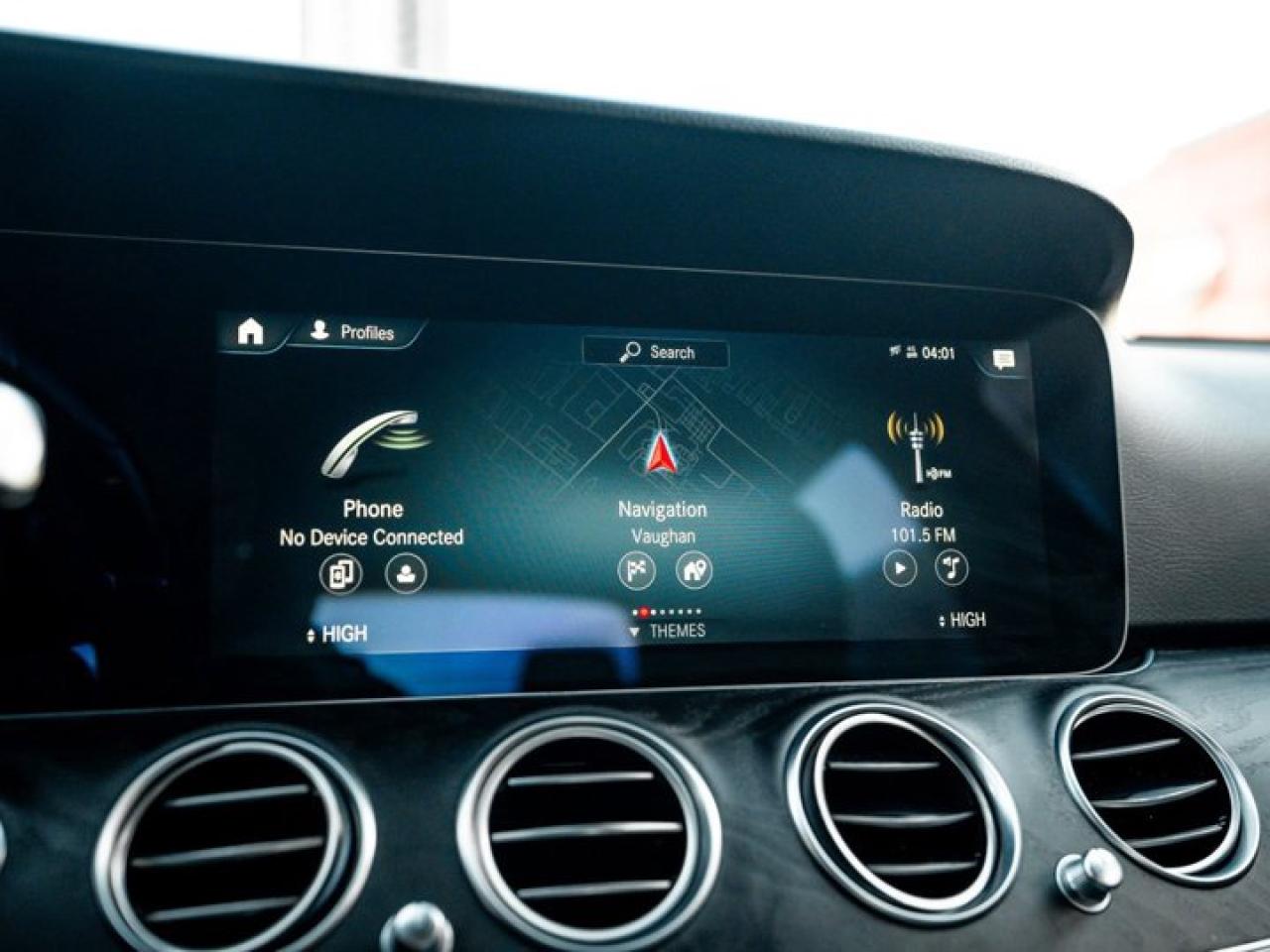 2022 Mercedes-Benz E-Class E 350 Panoroof Burmester Audio Heated Seats Blind Spot Assist Photo