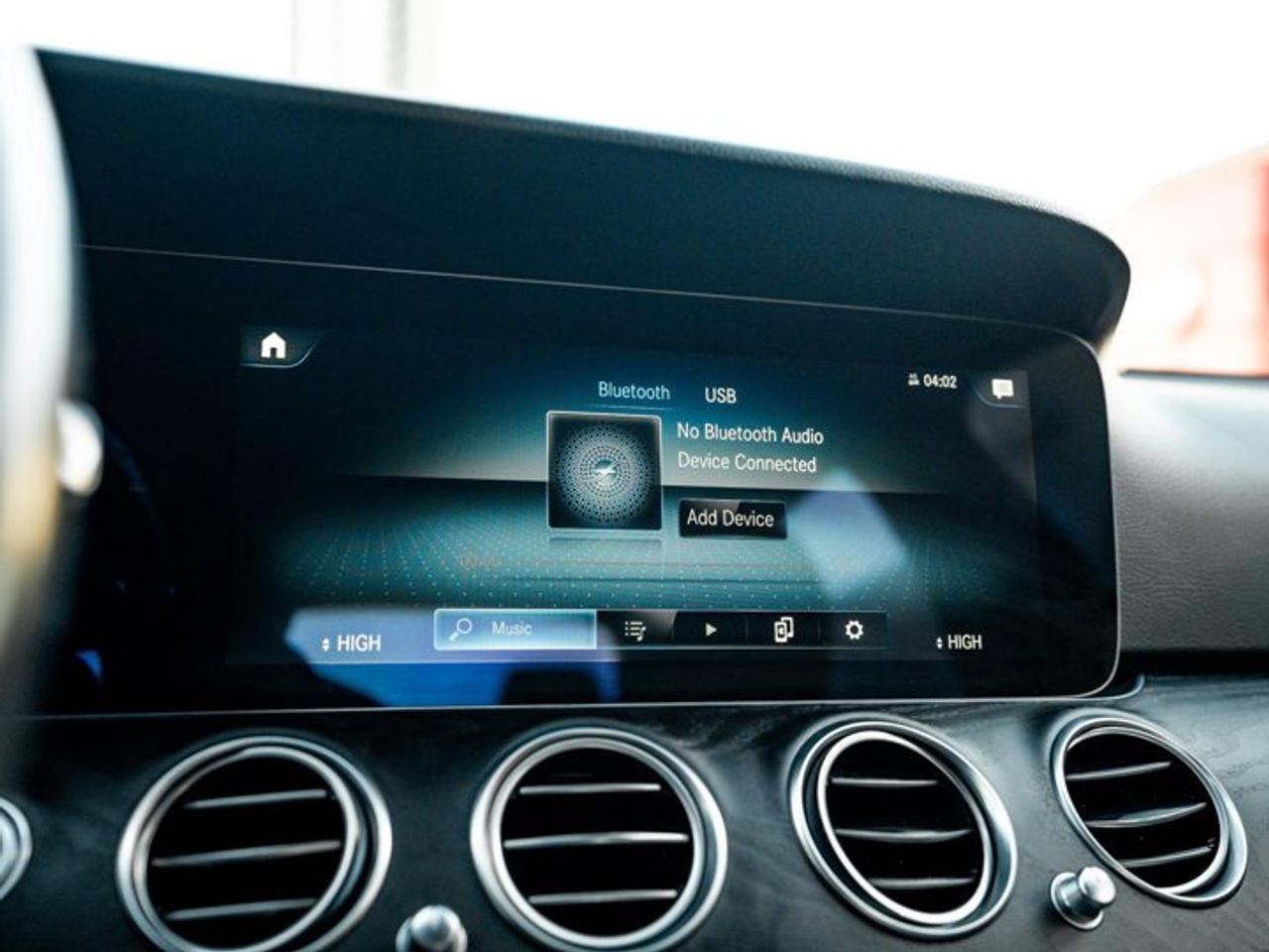 2022 Mercedes-Benz E-Class E 350 Panoroof Burmester Audio Heated Seats Blind Spot Assist Photo