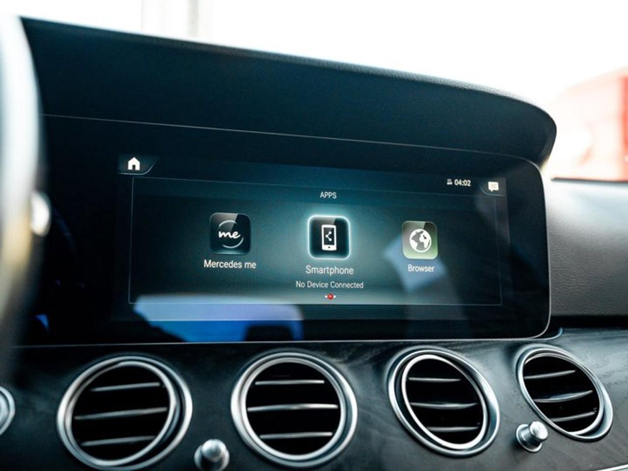 2022 Mercedes-Benz E-Class E 350 Panoroof Burmester Audio Heated Seats Blind Spot Assist Photo