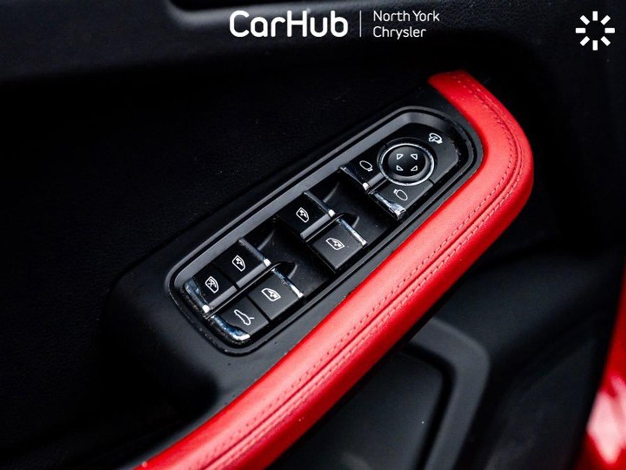 2022 Porsche Macan AWD Lane Departure Warning Navi Heated Seats Bluetooth Photo