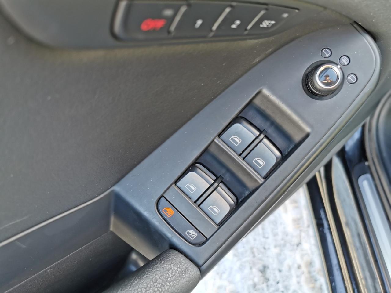 2012 Audi A4 2.0T Quattro w/ Tiptronic Photo