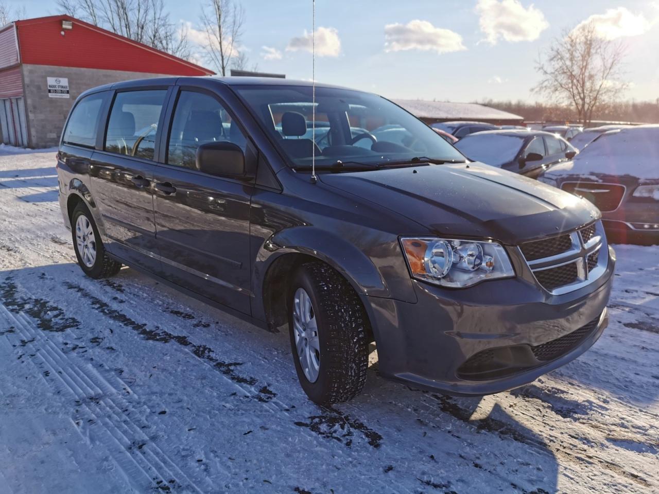 2016 Dodge Grand Caravan SE - Photo #7