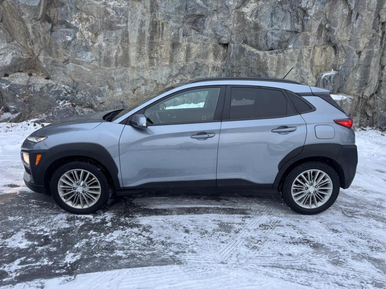 2020 Hyundai KONA 2.0L Luxury AWD Photo