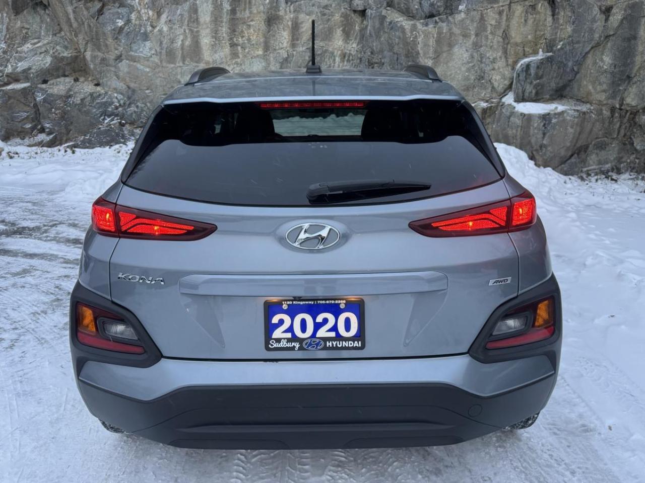 2020 Hyundai KONA 2.0L Luxury AWD Photo4