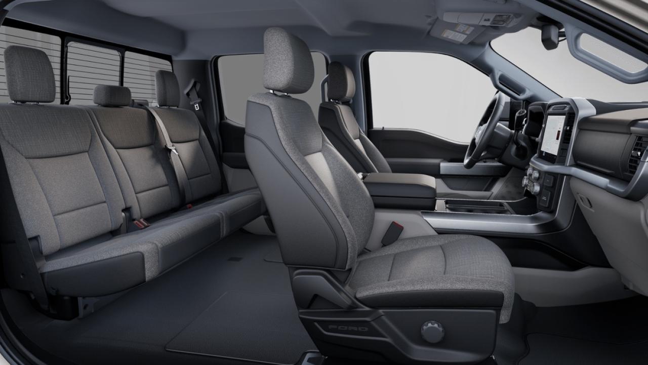 2025 Ford F-150 XLT Photo