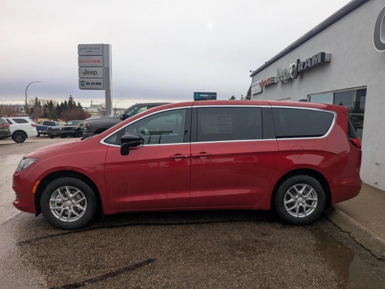 2026 Dodge Grand Caravan SXT 3.6L Photo