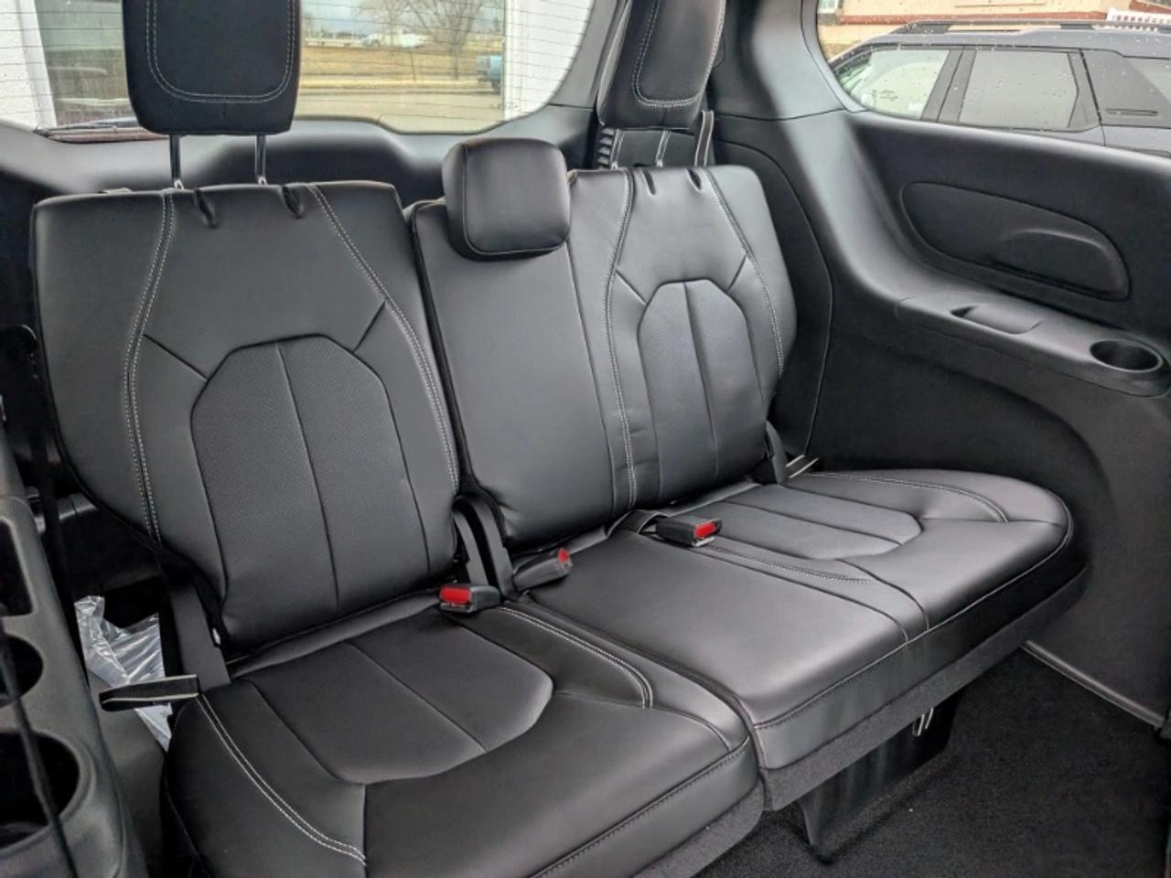 2026 Dodge Grand Caravan SXT 3.6L Photo