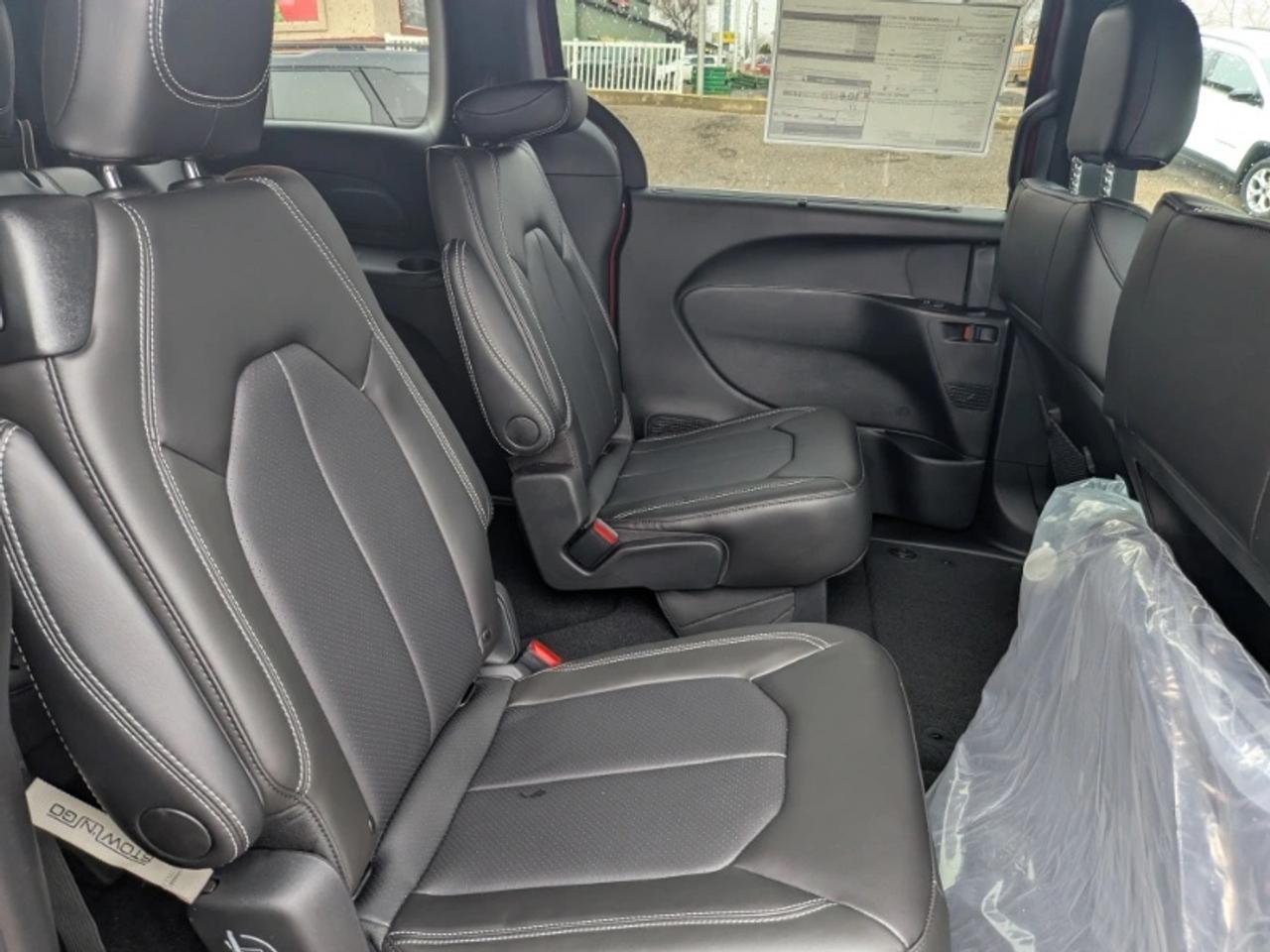 2026 Dodge Grand Caravan SXT 3.6L Photo