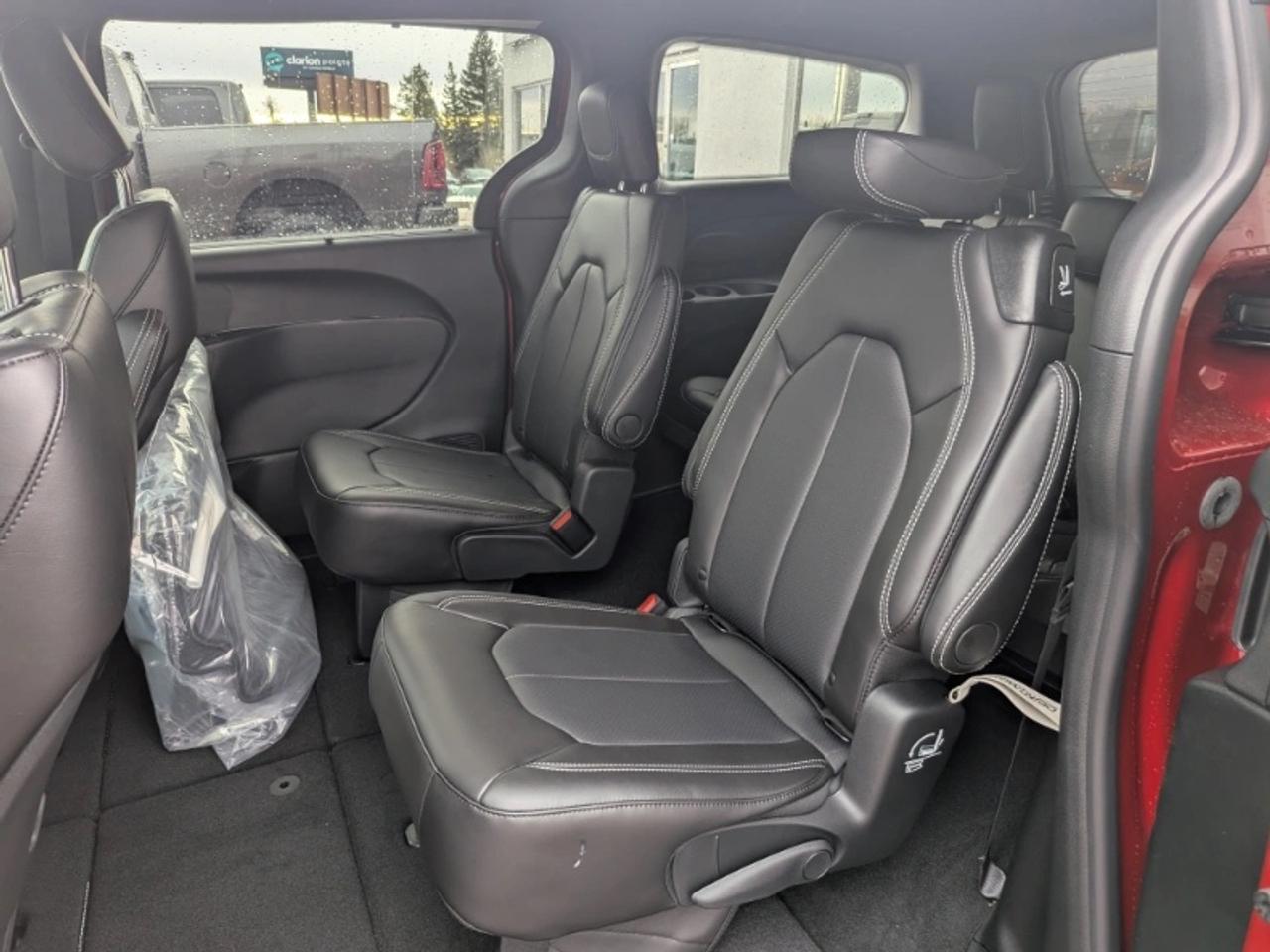 2026 Dodge Grand Caravan SXT 3.6L Photo