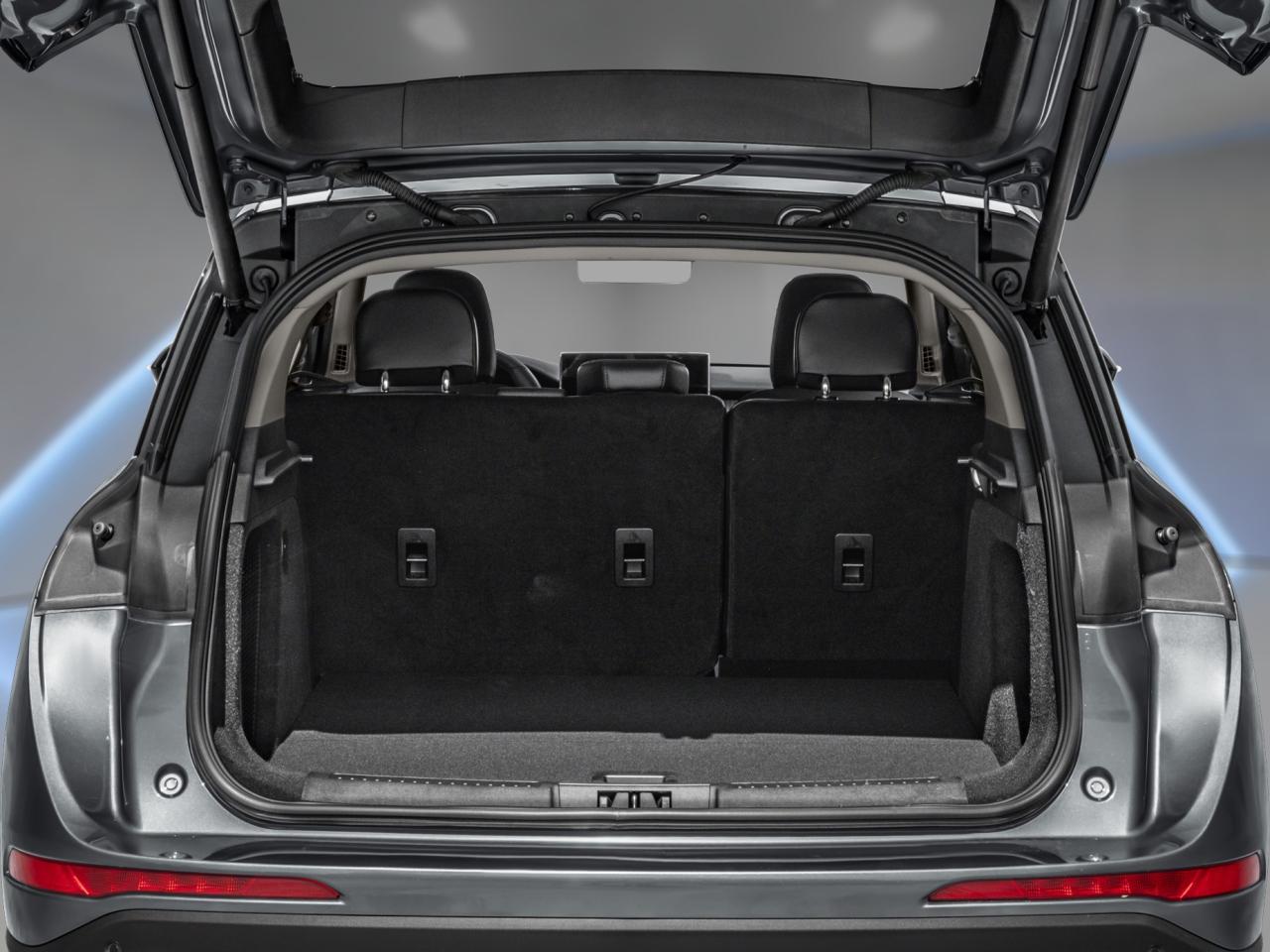 2026 Lincoln Corsair Grand Touring Photo