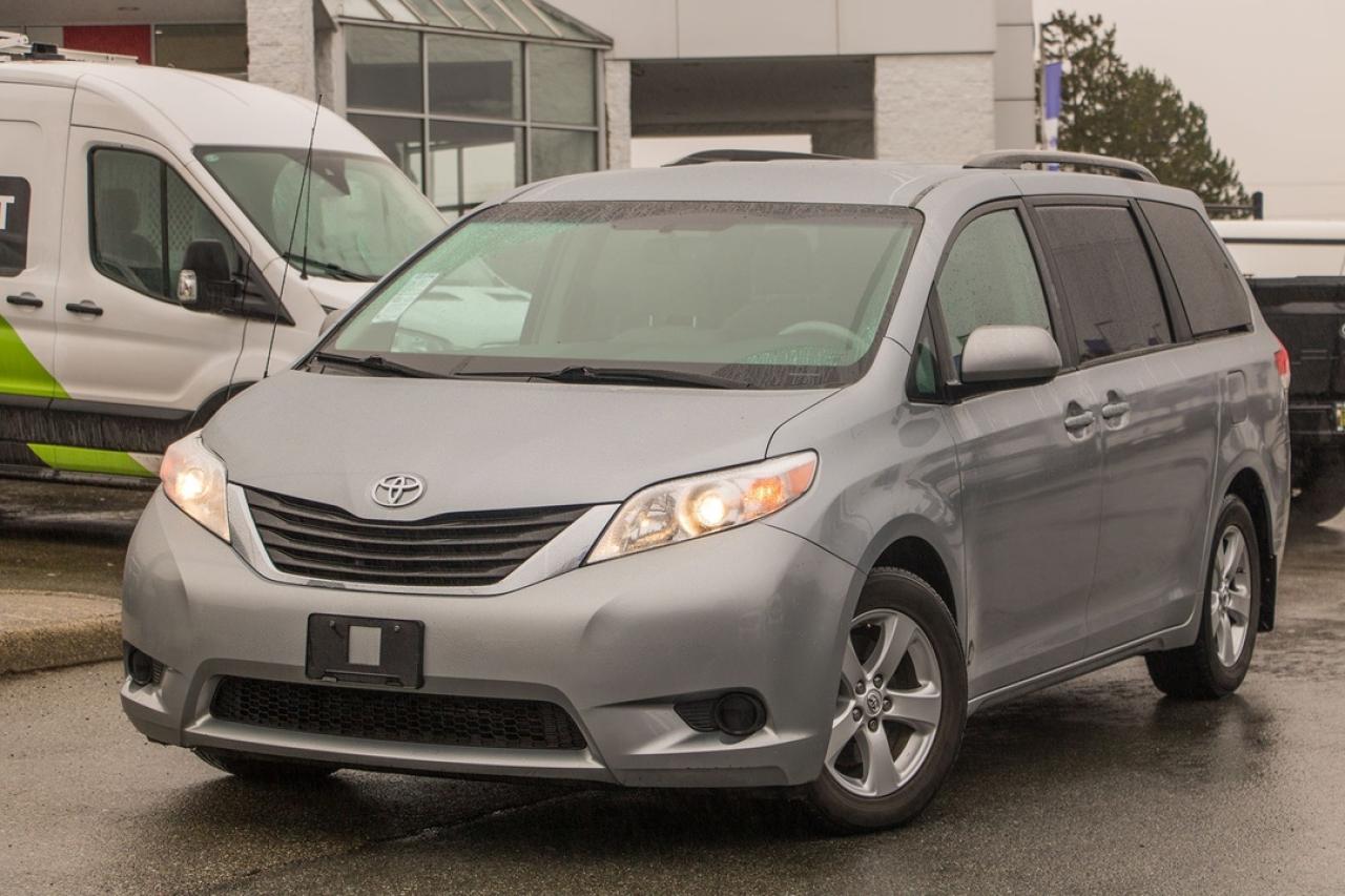 Used 2014 Toyota Sienna LE for sale in Abbotsford, BC