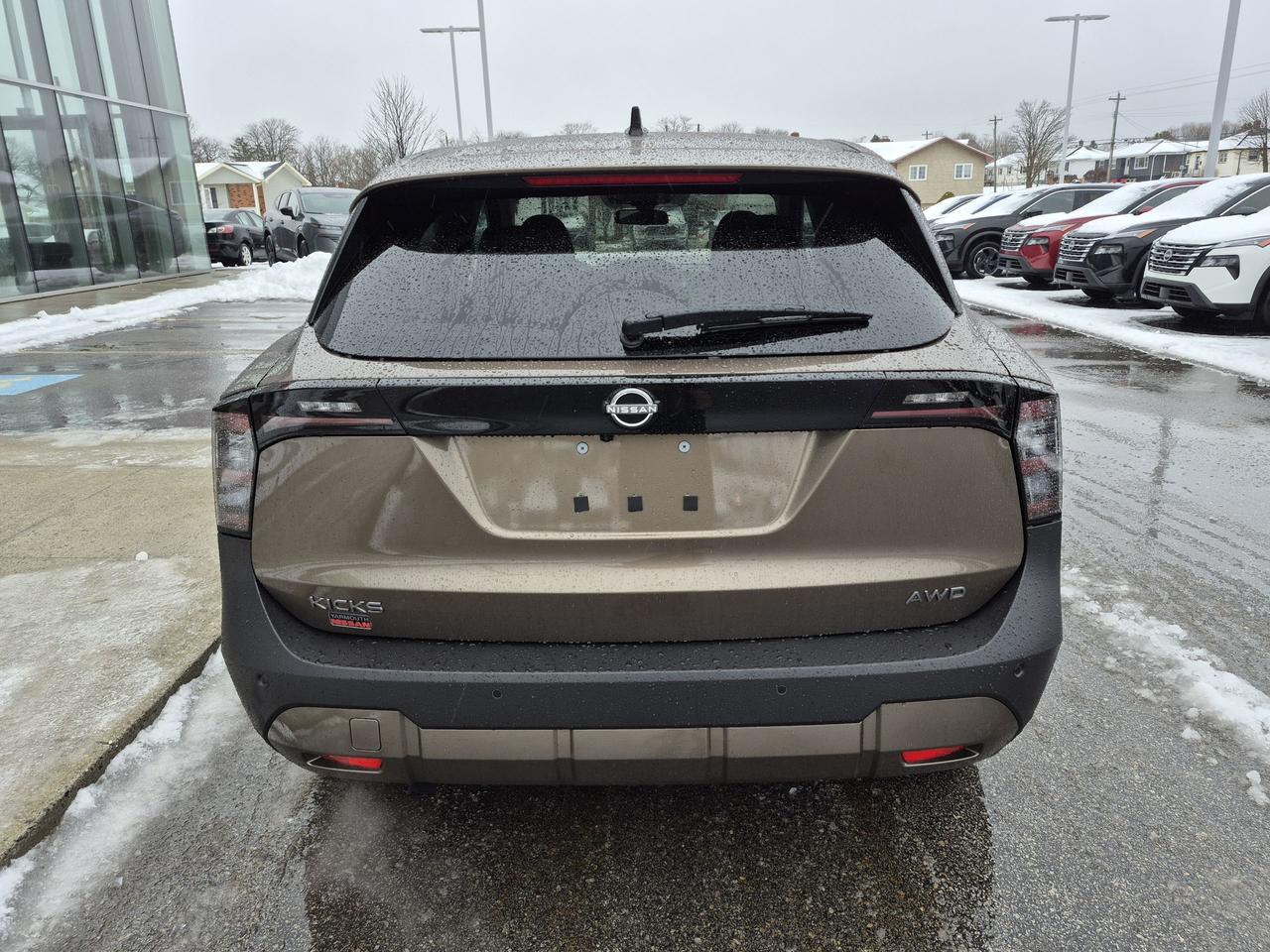 2026 Nissan Kicks SV Photo4