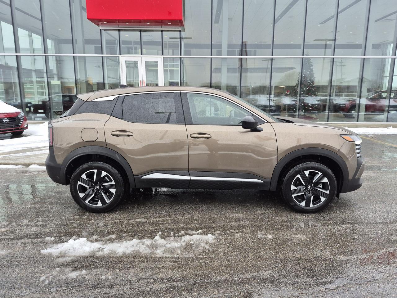 2026 Nissan Kicks SV Photo5