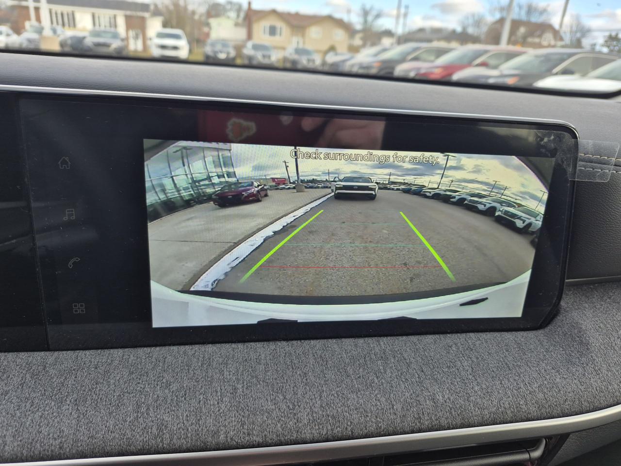 2026 Nissan Kicks SV Photo11