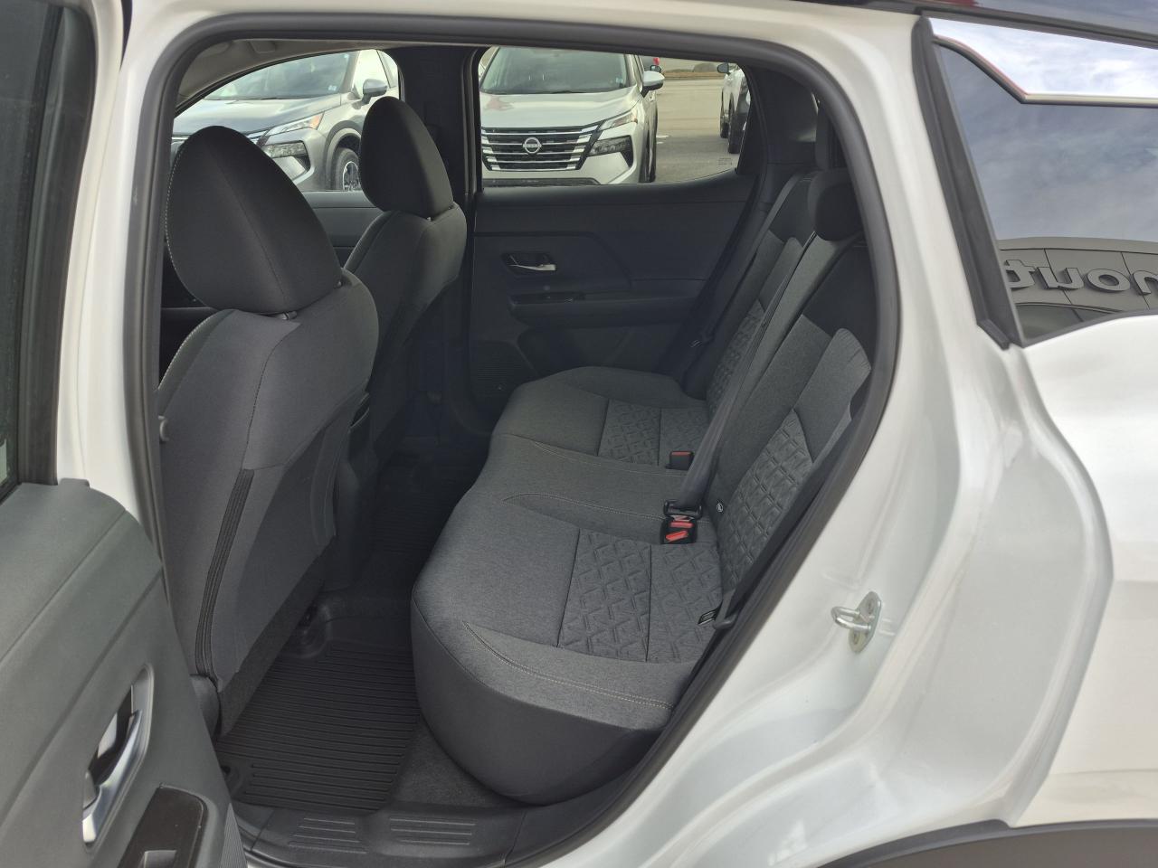 2026 Nissan Kicks SV Photo12