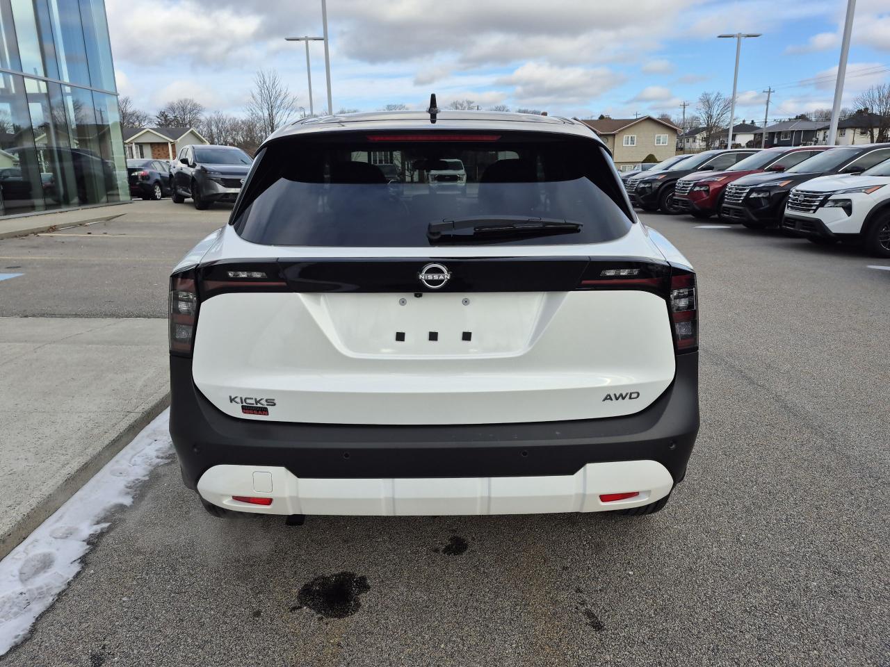 2026 Nissan Kicks SV Photo4