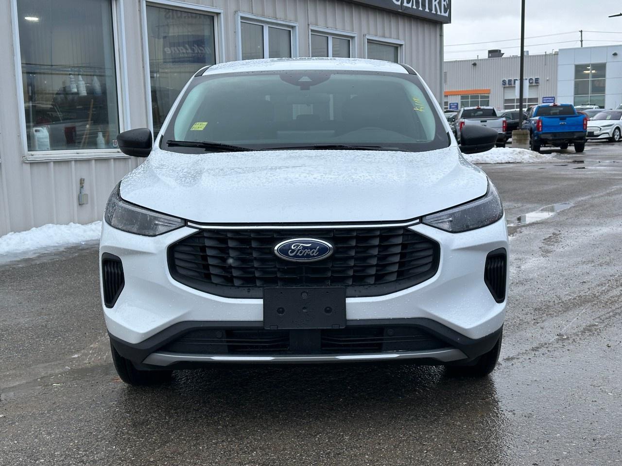 2026 Ford Escape Active AWD Photo2