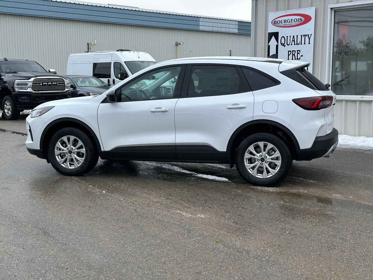 2026 Ford Escape Active AWD Photo