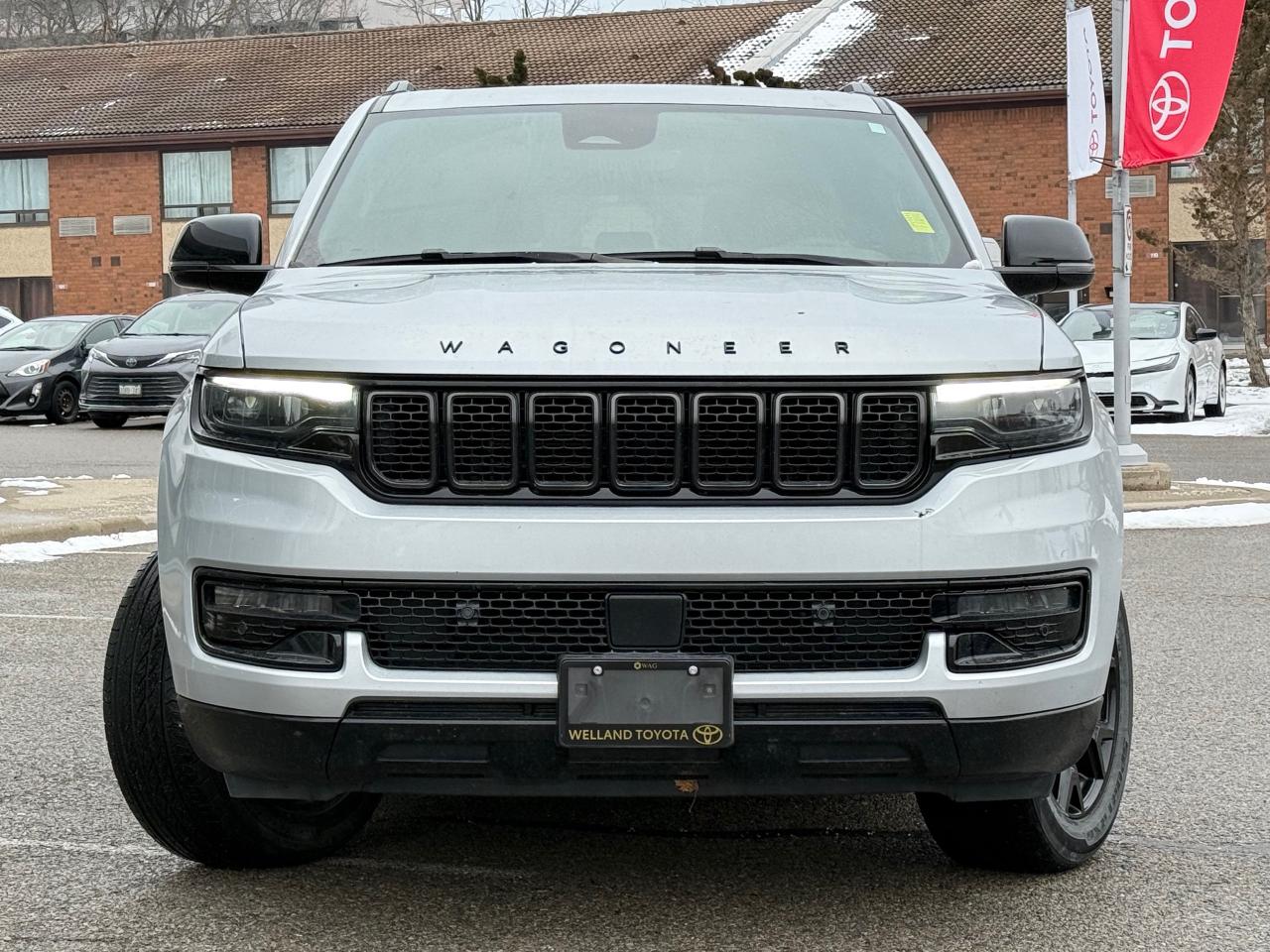 2024 Jeep Wagoneer Series II Carbide Photo