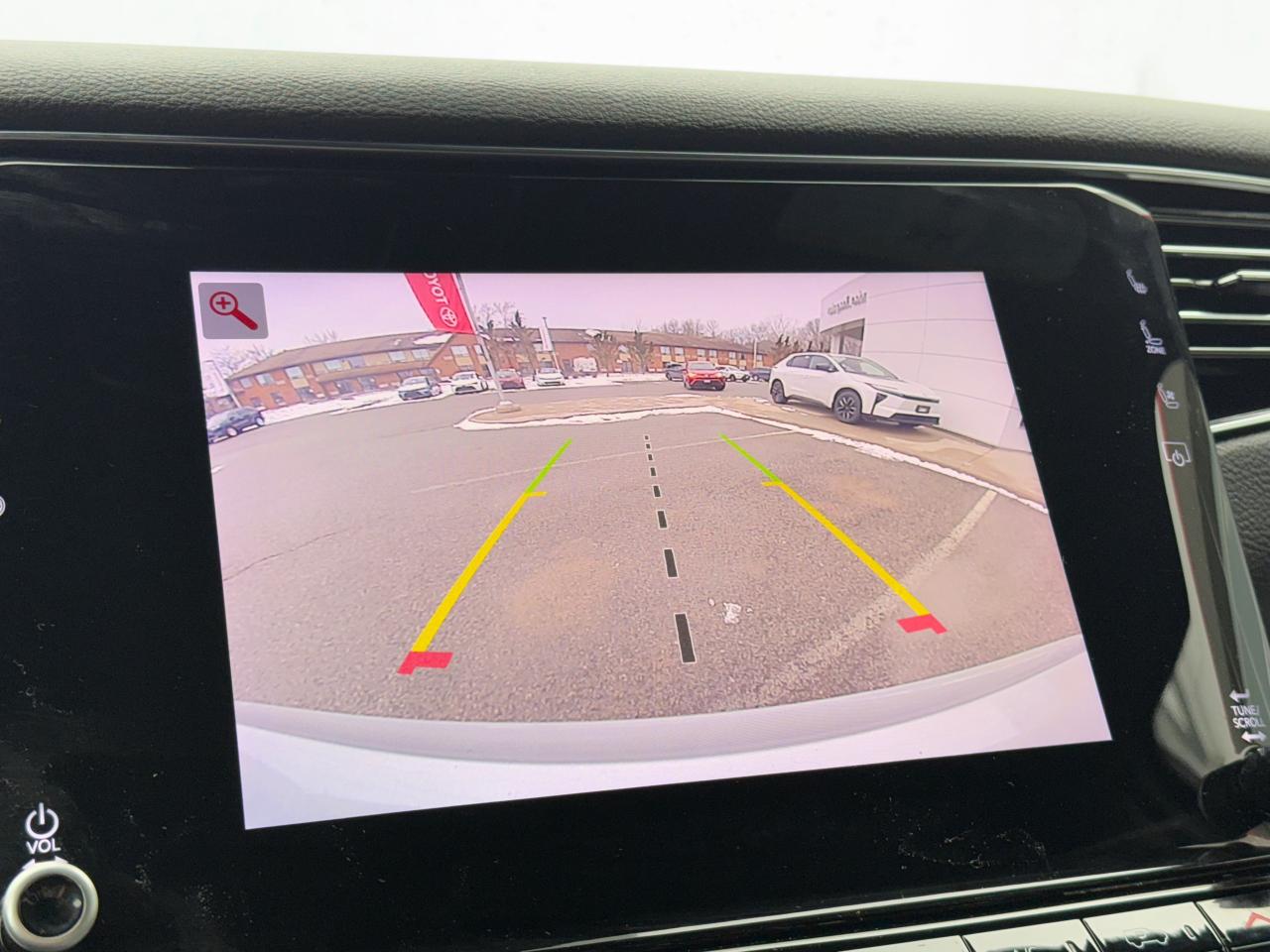 2024 Jeep Wagoneer Series II Carbide Photo