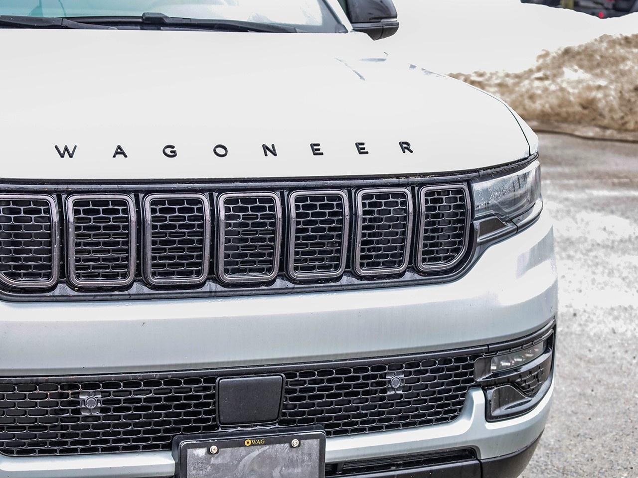 2024 Jeep Wagoneer Series II Carbide Photo