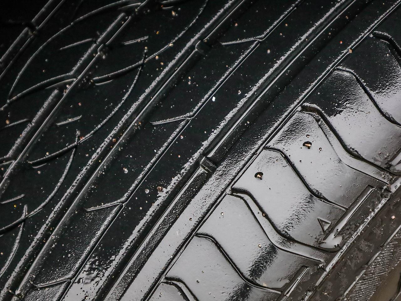 2024 Jeep Wagoneer Series II Carbide Photo