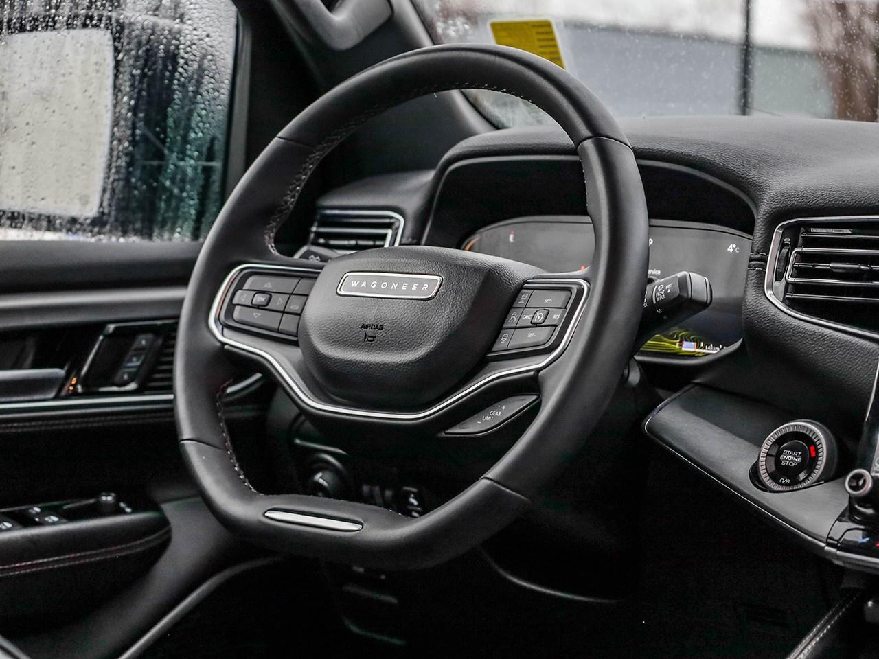 2024 Jeep Wagoneer Series II Carbide Photo