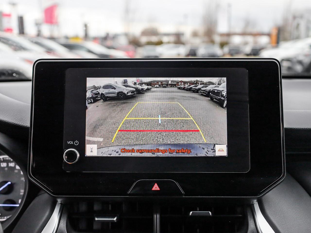 2024 Toyota Venza LE Photo