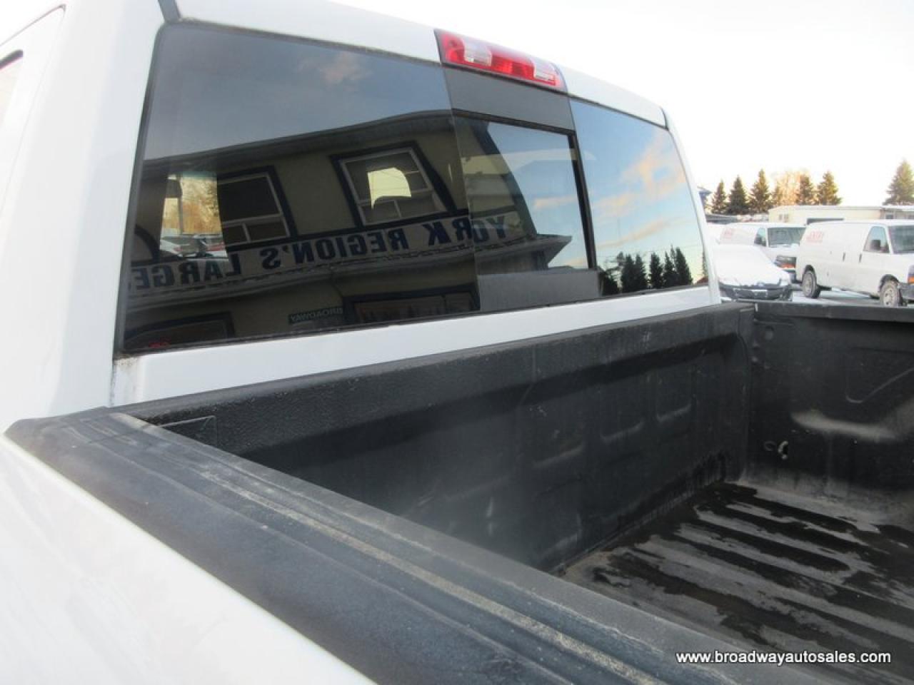 2017 RAM 2500 3/4 TON SLT-MODEL 6 PASSENGER 6.7L - CUMMINS.. 4X4.. CREW-CAB.. 6.6-BOX.. TRAILER BRAKE.. HEATED SEATS & WHEEL.. BACK-UP CAMERA.. BLUETOOTH SYSTEM.. Photo