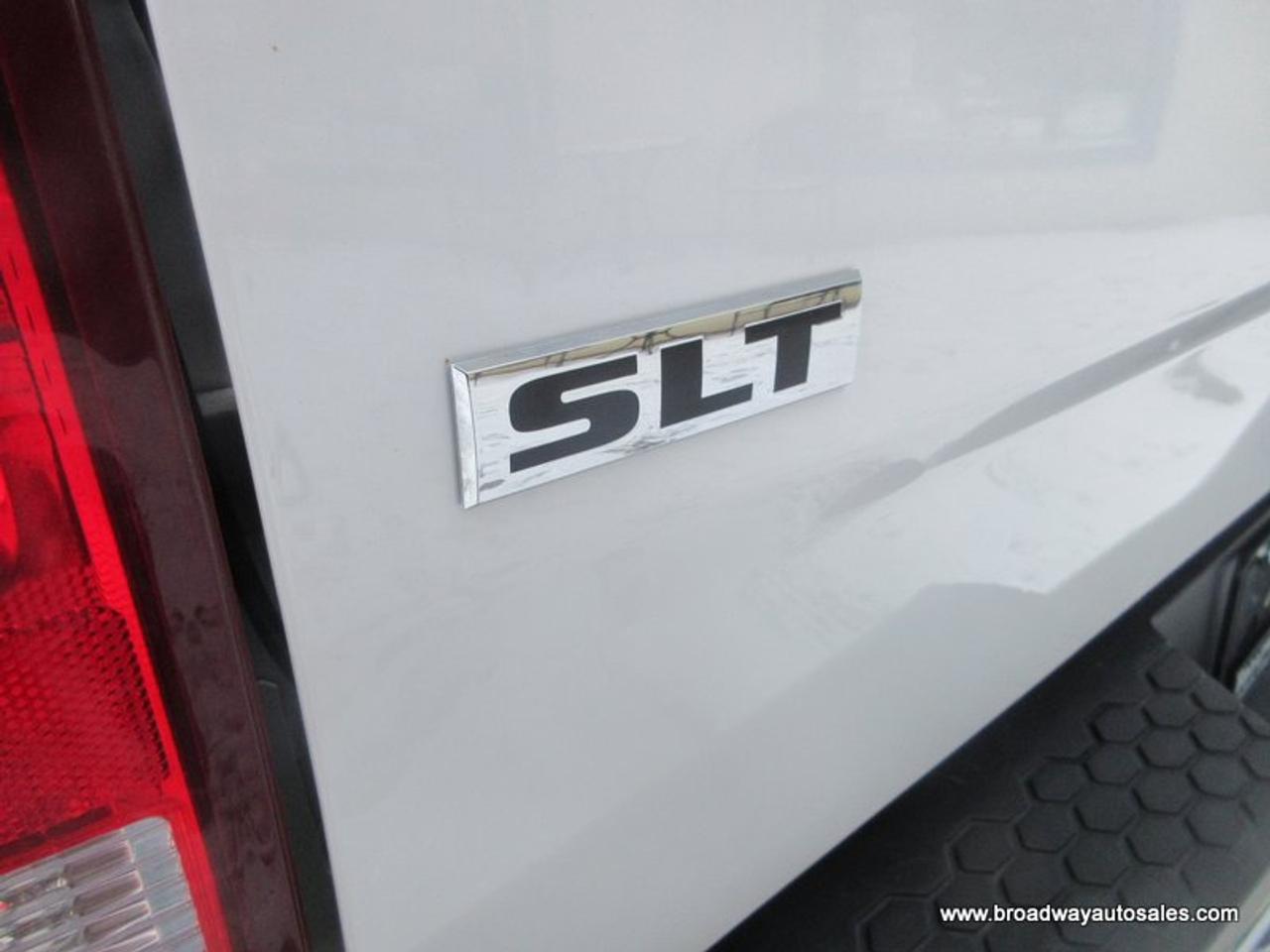 2017 RAM 2500 3/4 TON SLT-MODEL 6 PASSENGER 6.7L - CUMMINS.. 4X4.. CREW-CAB.. 6.6-BOX.. TRAILER BRAKE.. HEATED SEATS & WHEEL.. BACK-UP CAMERA.. BLUETOOTH SYSTEM.. Photo