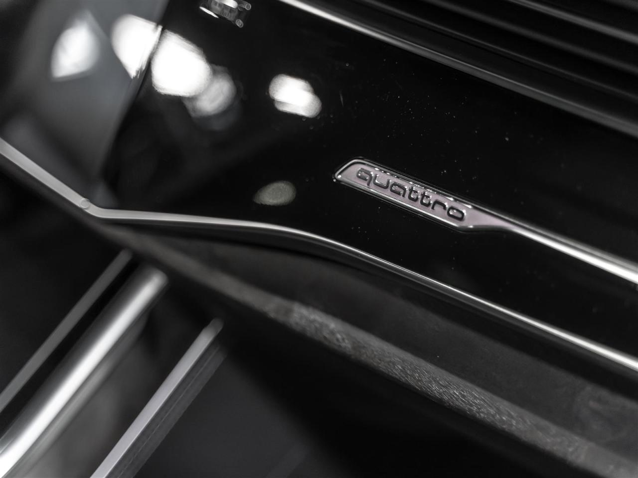 2021 Audi Q8 PROGRESSIV|S-LINE|ADAPT CRUISE|BLACK OPTICS|22INCH|360CAM Photo