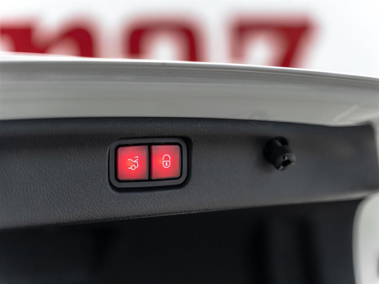 2023 Mercedes-Benz C 300 C 300|AMG PKG|PREMIUM PKG|NAVI|360CAM|LOADED Photo