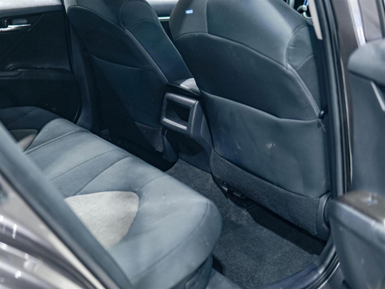 2021 Toyota Camry HYBRID LE | NO ACCIDENTS | 5 SERV REC | ALLOYS | Photo