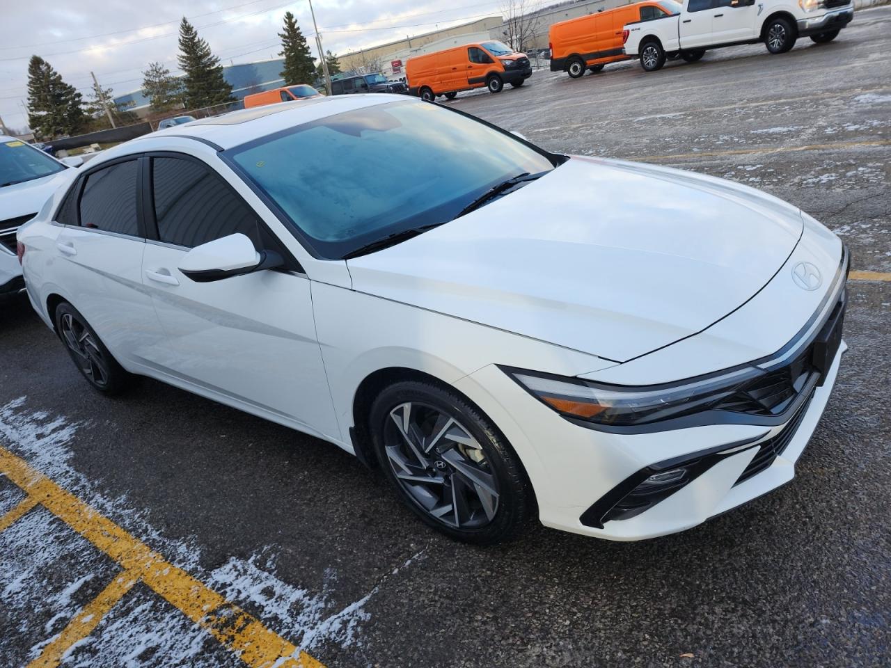 2024 Hyundai Elantra LUXURY IVT | NO ACCIDENTS | LEATHER | SUNROOF Photo