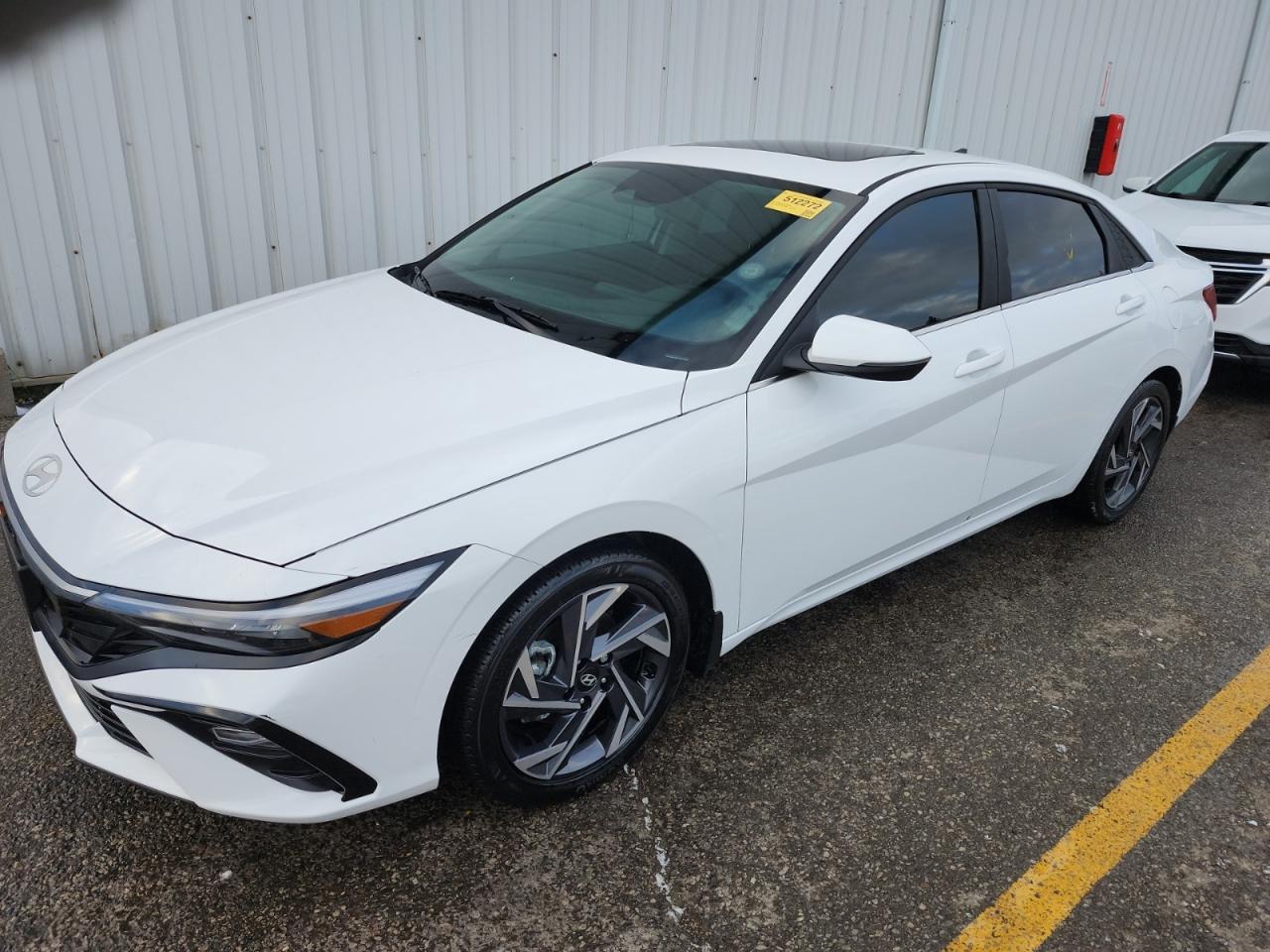 2024 Hyundai Elantra LUXURY IVT | NO ACCIDENTS | LEATHER | SUNROOF Photo