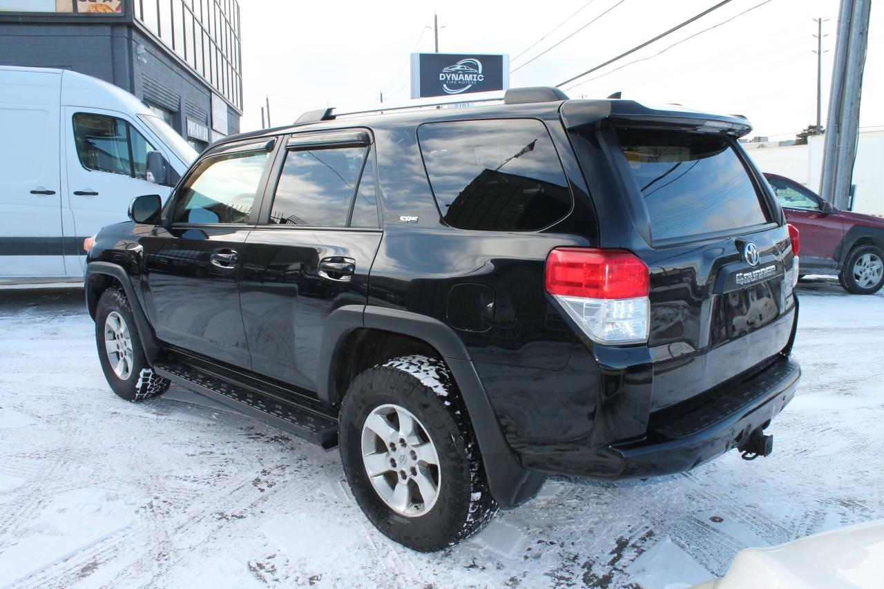 2012 Toyota 4Runner SR5 Photo4