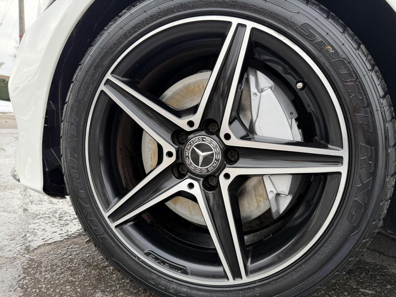 2018 Mercedes-Benz C-Class C300 4MATIC Sedan - Photo #8