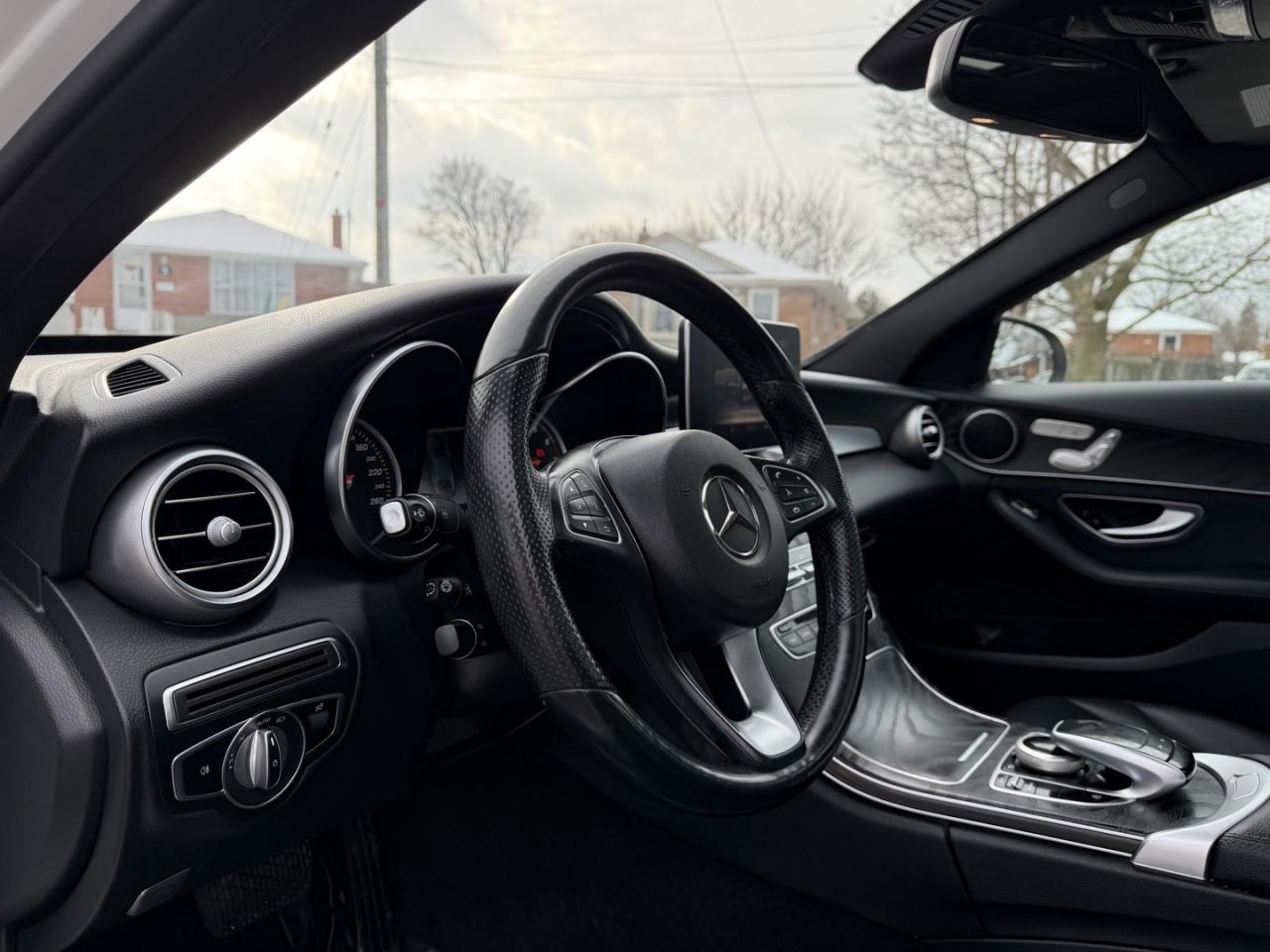 2018 Mercedes-Benz C-Class C300 4MATIC Sedan - Photo #10