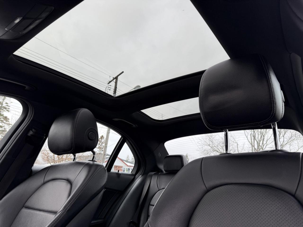 2018 Mercedes-Benz C-Class C300 4MATIC Sedan - Photo #20